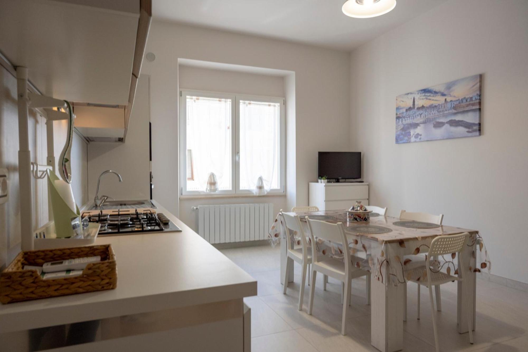 Amare Apartment Near The Sea Monopoli Exterior foto